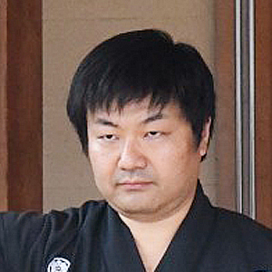 厚木支部長 山井 良